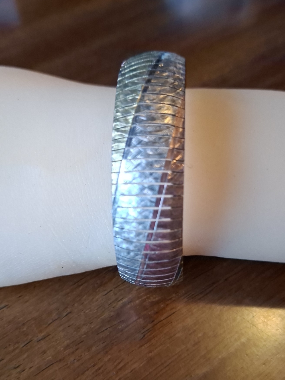 Vintage Italian sterling silver (.925) tri-color Omega/flexible bracelet